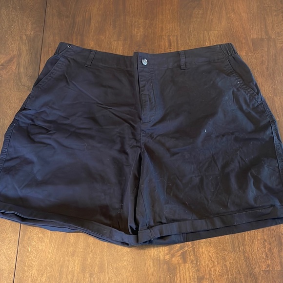 Old Navy Pants - Old navy shorts